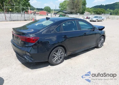 2024 Kia Forte Gt-Line из США, поврежденный, VIN 3KPF54AD7RE693898